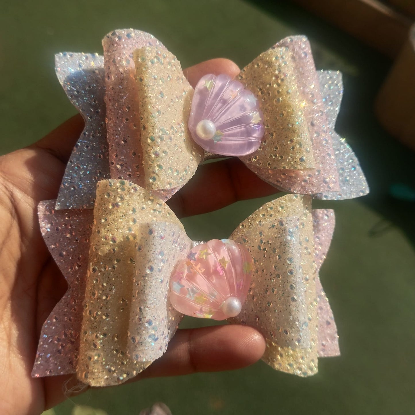 Mermaid Dreams Glitter Bow 1 pc π§ββοΈ (color customizable )