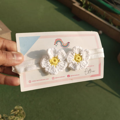 Daisy hairband for babies