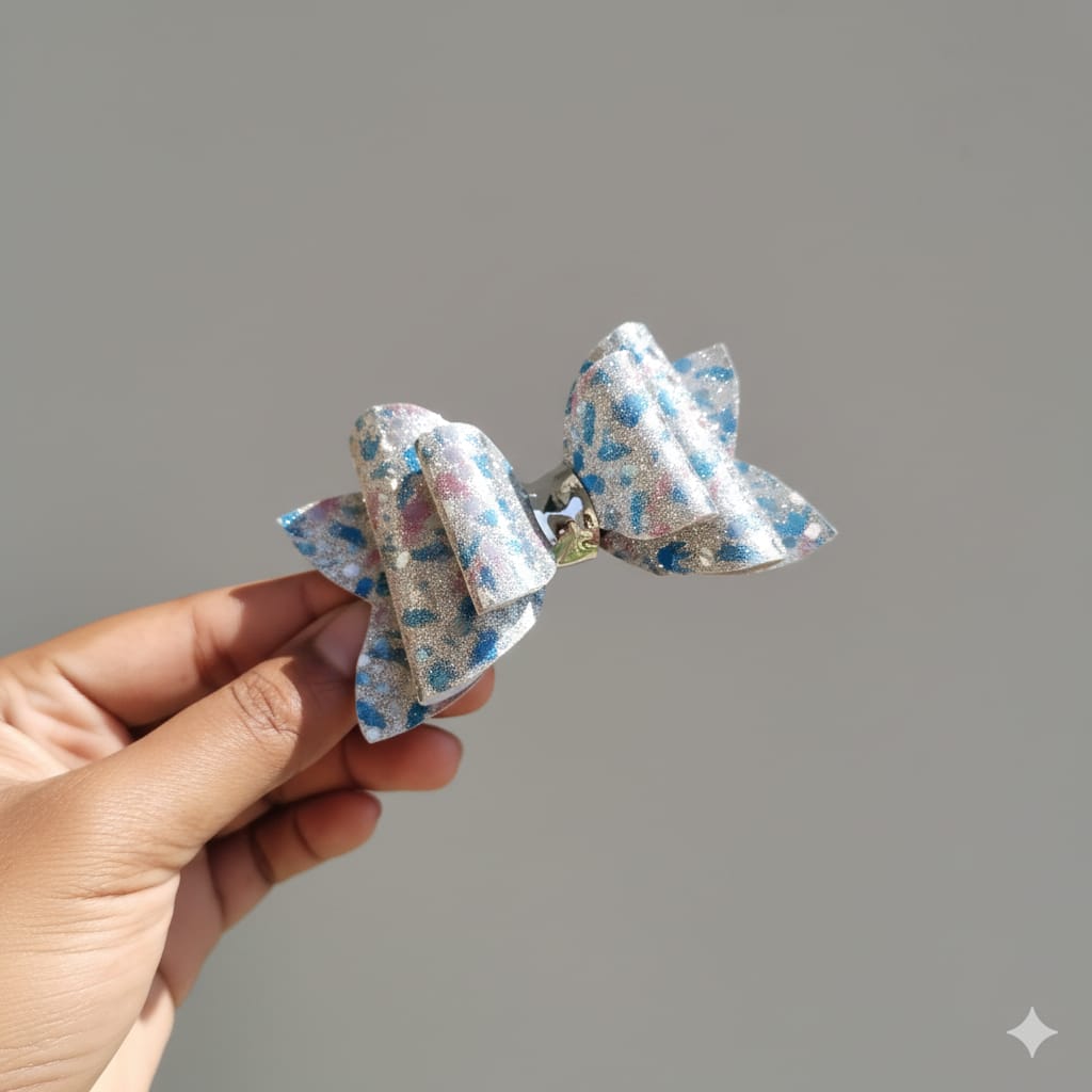 Snowflake Sparkle Bow ❄️
