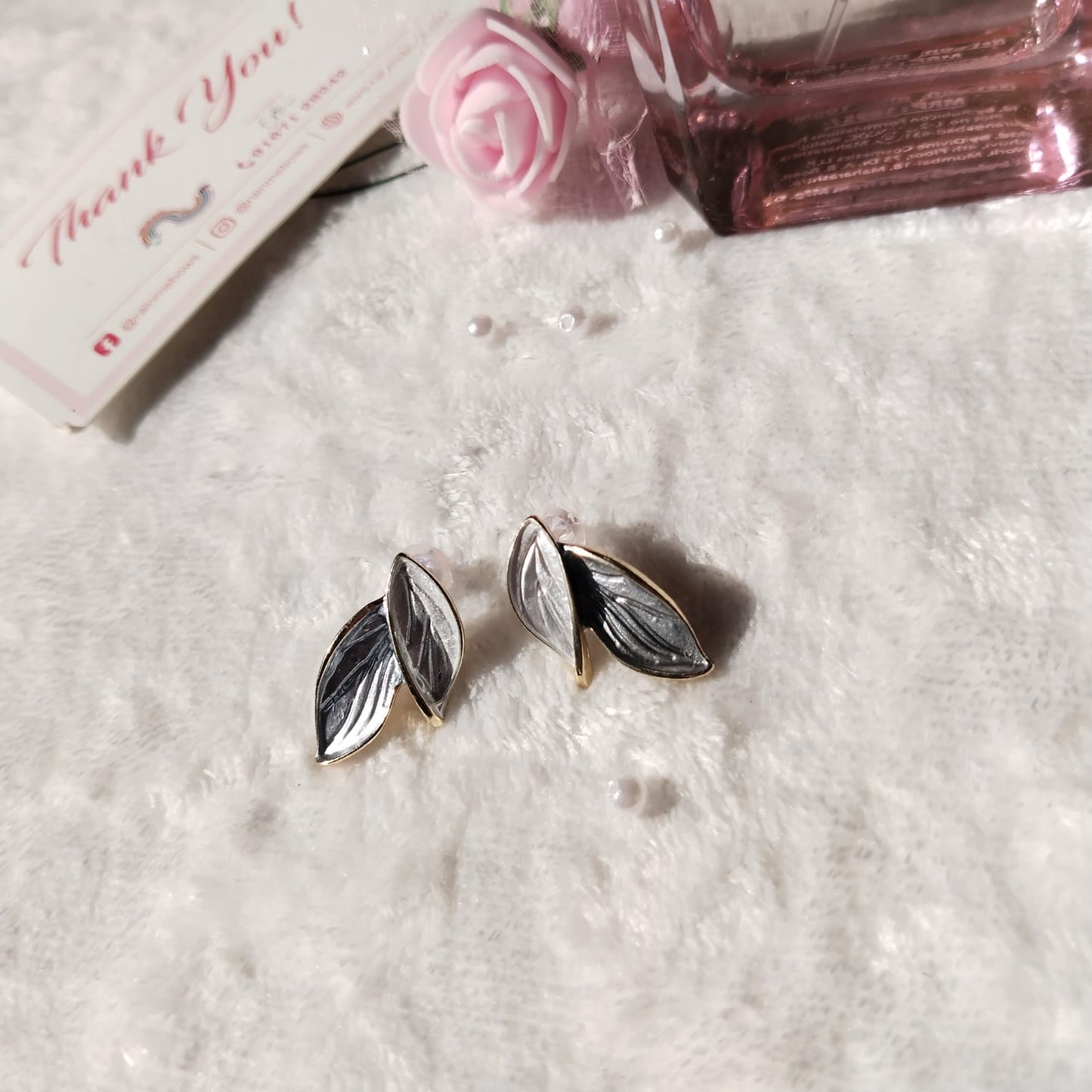 Silver Leaf Stud Earrings 🍃