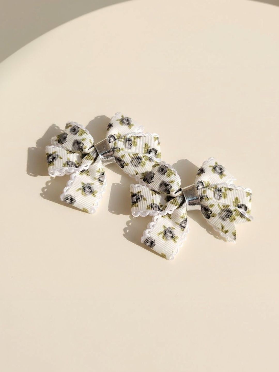 Floral Printed Ribbon Bow (2 piece)